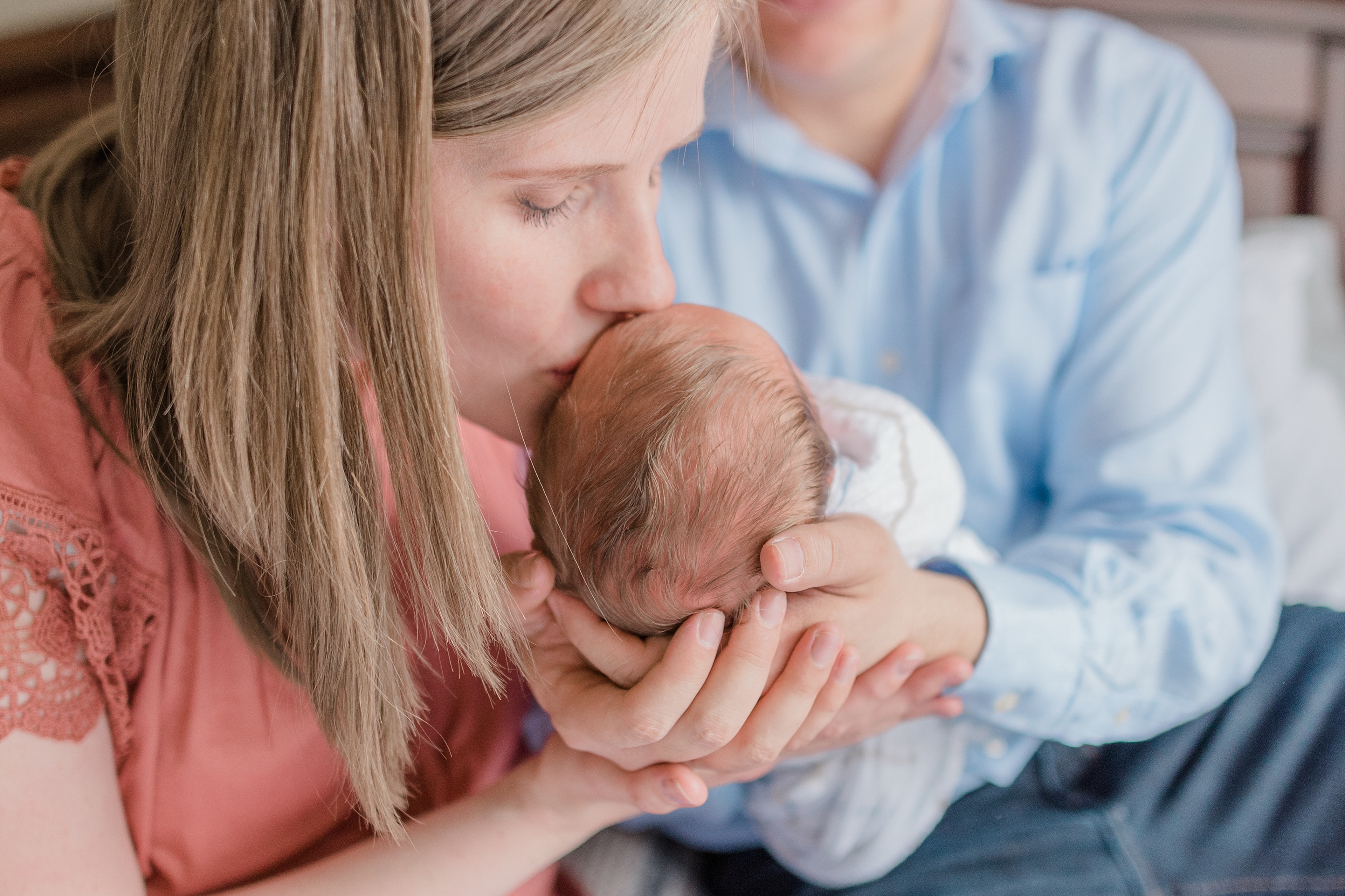 Calgary Newborn Photographer | Sheyla Falabella